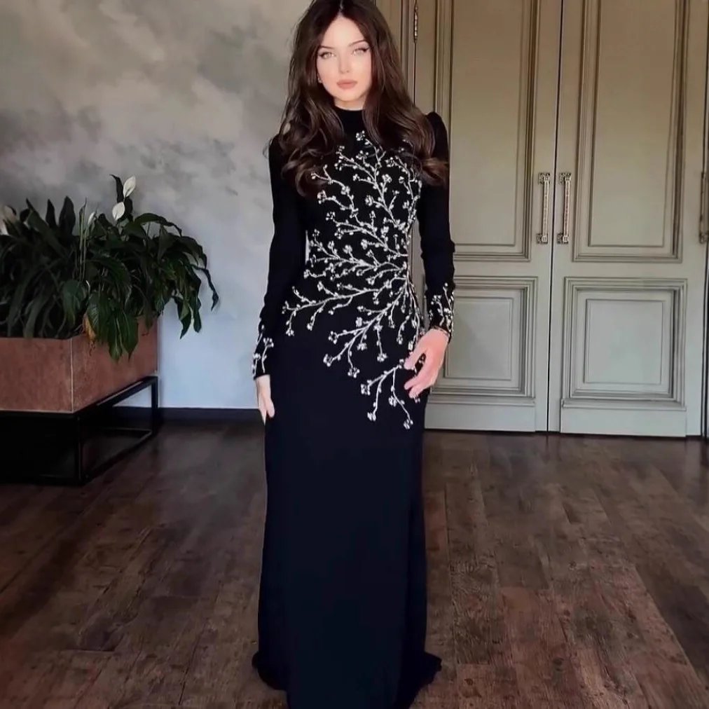 Elegant Long Sleeve Draped Gown Heavy Embellishment Slim Fit Evening Dress Party Ball Gown High Waist Diamond Stitched
Elegant Long Sleeve Draped Gown Heavy Embellishment Slim Fit Evening Dress Party Ball Gown High Waist Diamond Stitched