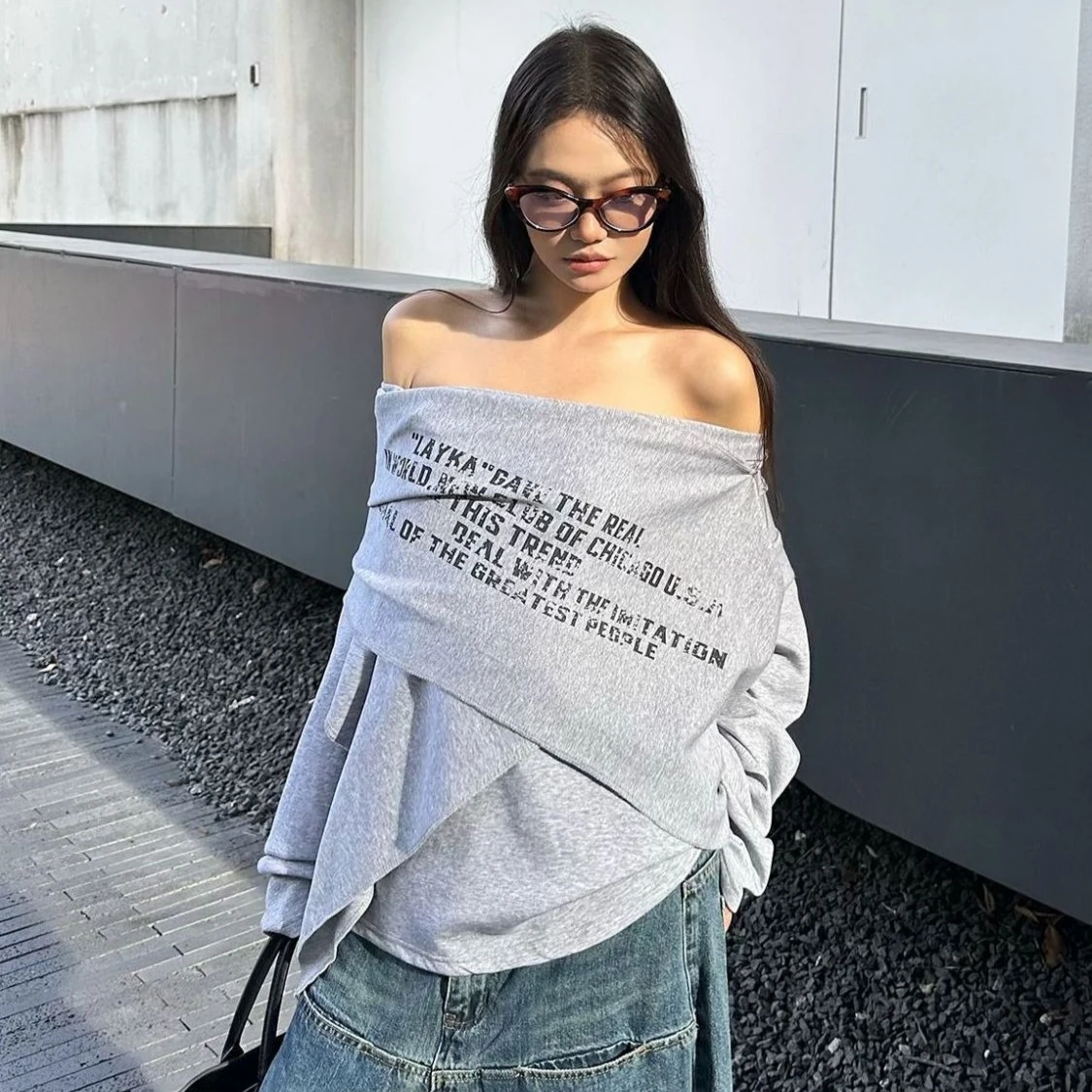 American Style Vintage Print Pullover Hot Girls Streetwear Design Fashion Tops Subculture Fashion Outwear Tees Woman
American Style Vintage Print Pullover Hot Girls Streetwear Design Fashion Tops Subculture Fashion Outwear Tees Woman