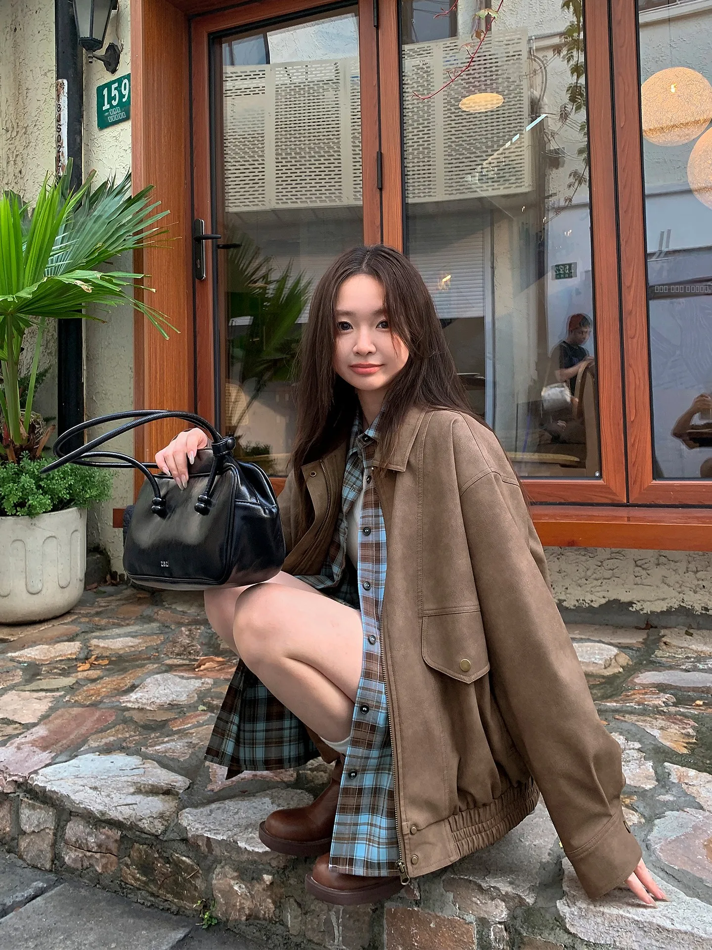 Коричневая повседневная кожаная куртка женская осенне-зимняя свободного кроя в винтажном стиле, повседневная куртка из искусственной кожи Dog Eight
Коричневая повседневная кожаная куртка женская осенне-зимняя свободного кроя в винтажном стиле, повседневная куртка из искусственной кожи Dog Eight