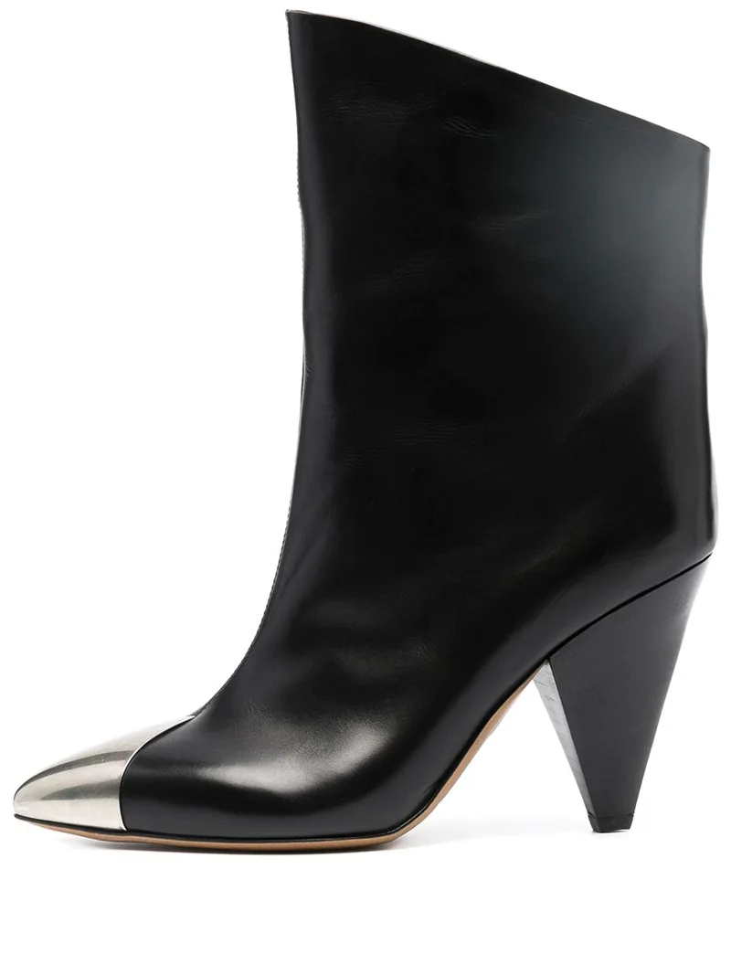 Women's Metal Pointed Toe High Heels Short Boots Autumn Winter Slip On Ankle Boots Strange Spike Heel Party Leather Brand Shoes
Women's Metal Pointed Toe High Heels Short Boots Autumn Winter Slip On Ankle Boots Strange Spike Heel Party Leather Brand Shoes