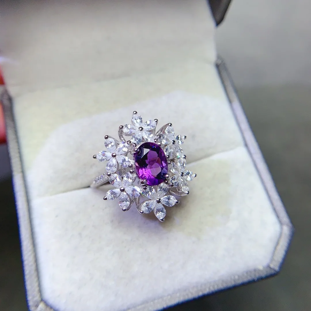 Дизайнерское кольцо из стерлингового серебра 925 пробы с натуральным аметистом, роскошные женские украшения, идеальный модный подарок, элегантный, изысканный стильный
Дизайнерское кольцо из стерлингового серебра 925 пробы с натуральным аметистом, роскошные женские украшения, идеальный модный подарок, элегантный, изысканный стильный