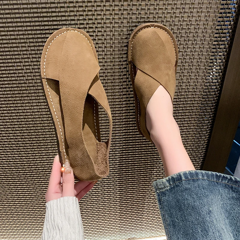New Women Designer Sandals Flat Low Heel Sneakers Casual Gladiator Barefoot Loafers Slip-on Summer Spring Comfortable Loafers
New Women Designer Sandals Flat Low Heel Sneakers Casual Gladiator Barefoot Loafers Slip-on Summer Spring Comfortable Loafers