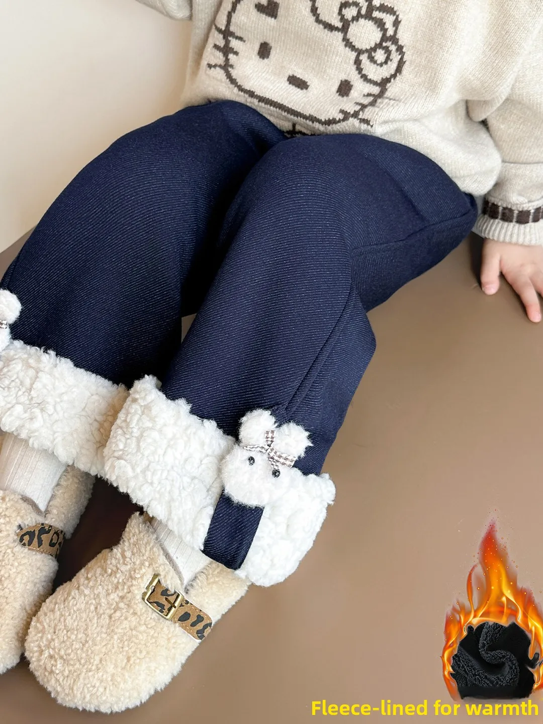 Thiened Fce зимние штаны для девочек, прямые широкие брюки с высокой талией, теплая удобная детская одежда для маленьких девочек
Thiened Fce зимние штаны для девочек, прямые широкие брюки с высокой талией, теплая удобная детская одежда для маленьких девочек