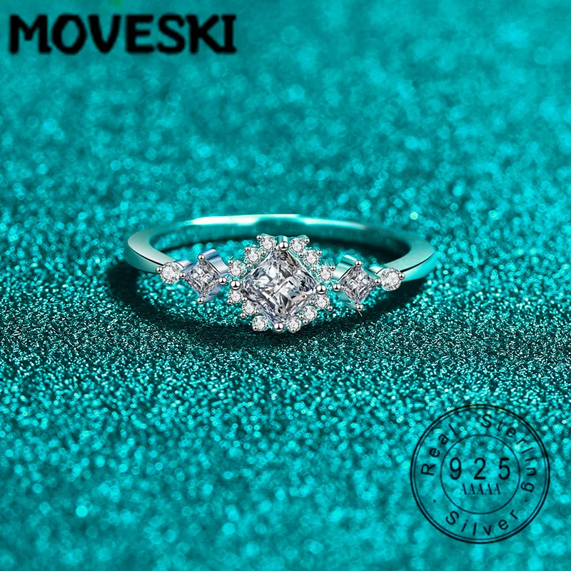 Кольцо MOVESKI из стерлингового серебра 925 пробы с муассанитом огранки «Принцесса» для женщин, элегантное свадебное украшение, подарок для нее
Кольцо MOVESKI из стерлингового серебра 925 пробы с муассанитом огранки «Принцесса» для женщин, элегантное свадебное украшение, подарок для нее