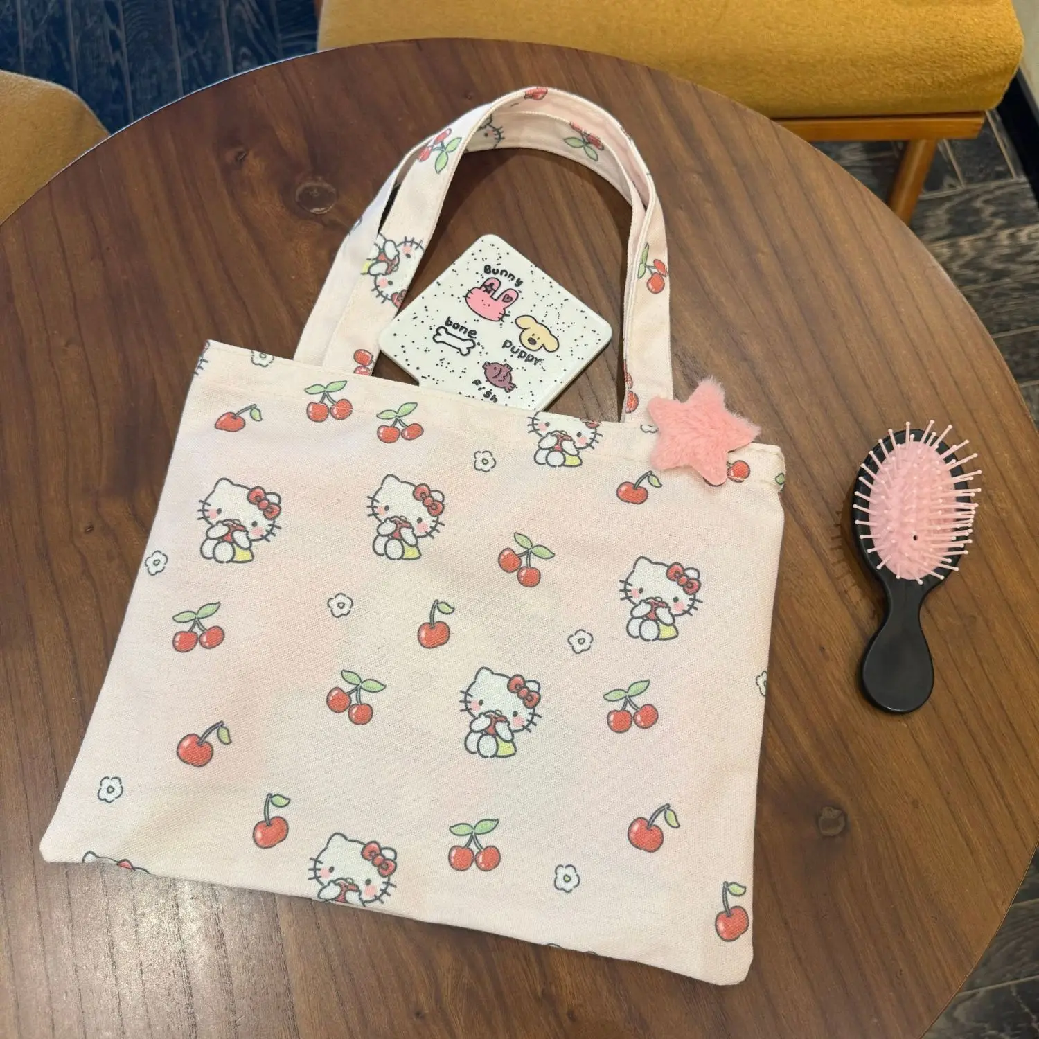 Hello Kitty Shoulder Bag Cute Versatile High-capacity Canvas Bag Spring Autumn New Fashion Leisure Commuter Bag Gifts
Hello Kitty Shoulder Bag Cute Versatile High-capacity Canvas Bag Spring Autumn New Fashion Leisure Commuter Bag Gifts