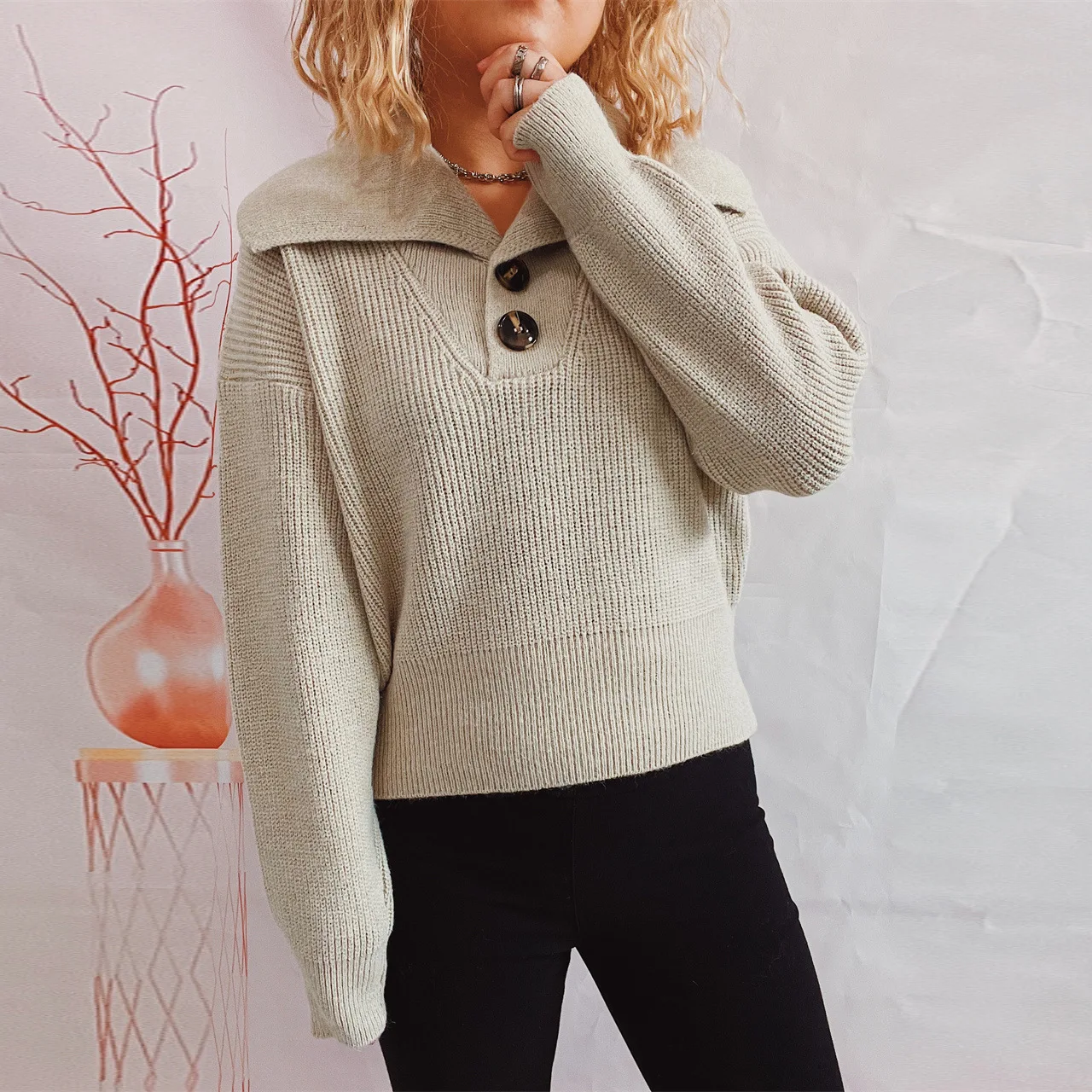 2023 Autumn/Winter New Office Simple Polo Solid Color Top Knitted Pullover Sweater For Women
2023 Autumn/Winter New Office Simple Polo Solid Color Top Knitted Pullover Sweater For Women
