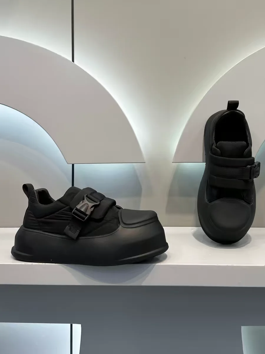 Men's Summer Slip-On Casual Shoes Fashionable Low-Top Lightweight Thick-Heeled Easy-To-Wear Daily Comfortable Breathable
Men's Summer Slip-On Casual Shoes Fashionable Low-Top Lightweight Thick-Heeled Easy-To-Wear Daily Comfortable Breathable