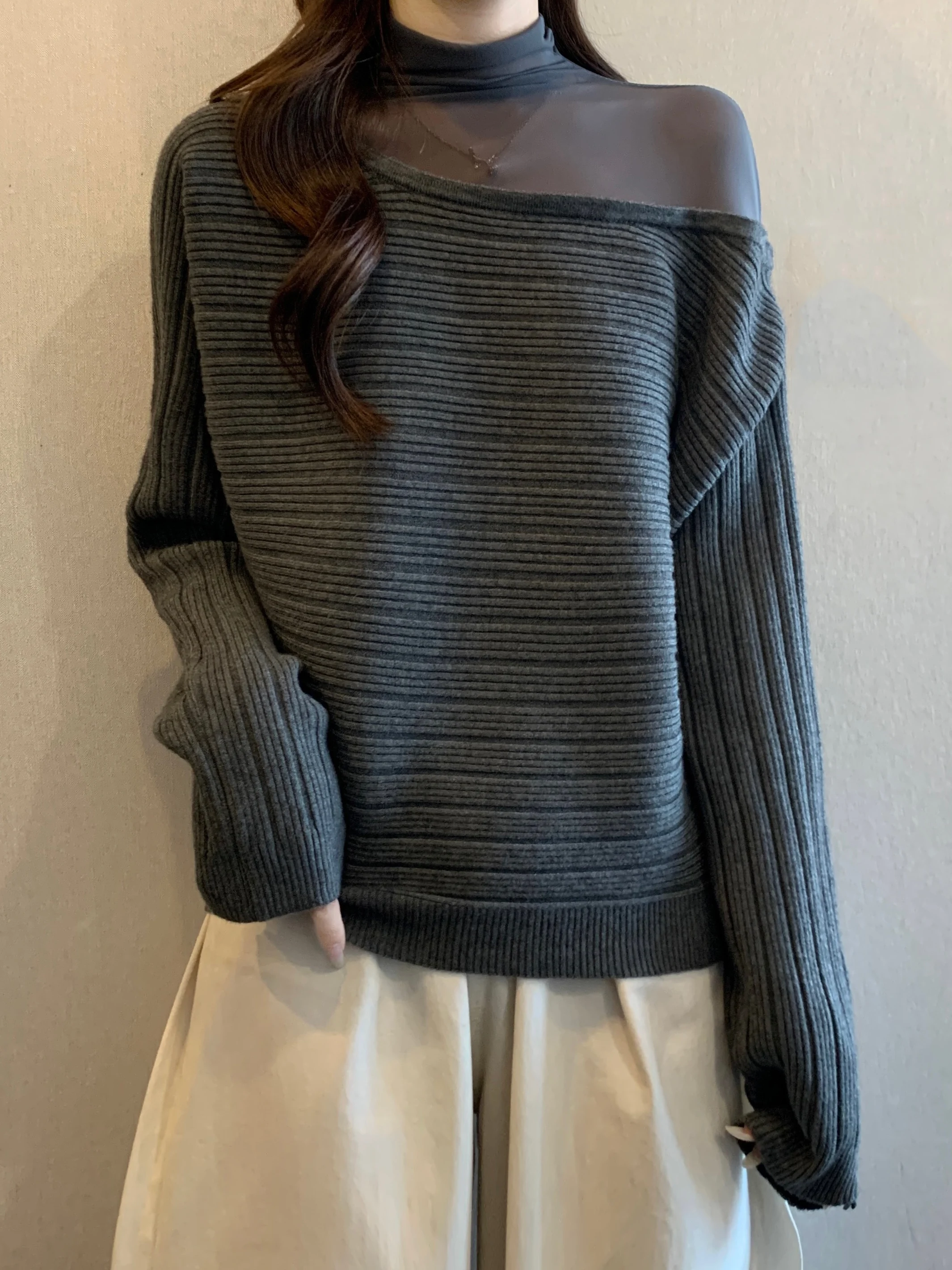 Elegant Grey Knitted Mesh Half High Collar Sweater Women's plus Size Loose Fit Winter Top Commute Style Online Exclusive
Elegant Grey Knitted Mesh Half High Collar Sweater Women's plus Size Loose Fit Winter Top Commute Style Online Exclusive