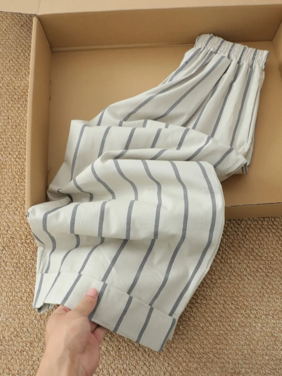 Retro Japanese Style Wide Leg Pants Women's Summer Loose Slimming Casual Striped High Waist Elastic Waist Straight Cut Trousers
Retro Japanese Style Wide Leg Pants Women's Summer Loose Slimming Casual Striped High Waist Elastic Waist Straight Cut Trousers