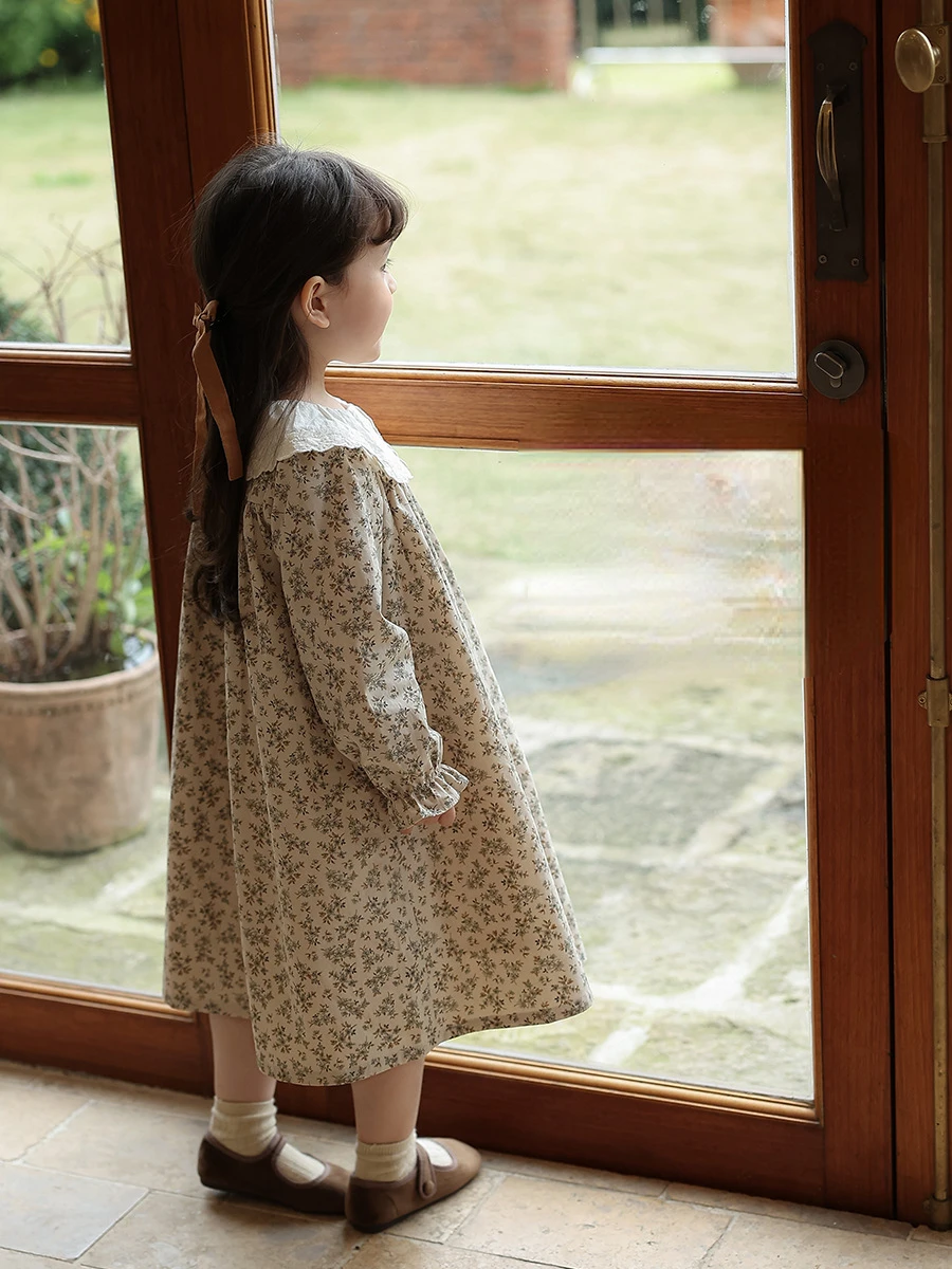Children's Clothing Girls Vintage Style Dress 2023 Fall New Children's Lace Collar Floral Skirt Kids Dresses for Girls
Children's Clothing Girls Vintage Style Dress 2023 Fall New Children's Lace Collar Floral Skirt Kids Dresses for Girls