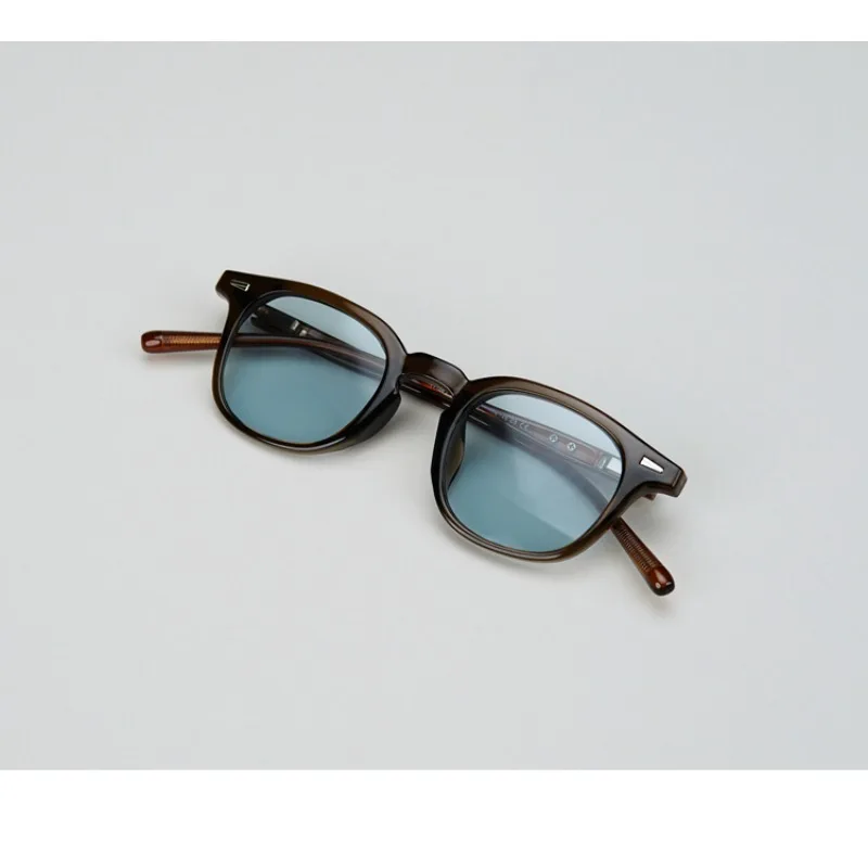 Vintage Blue Square Sunglasses for Men & Women UV400 Protection Teacolored Lenses, Perfect for Driving Stylish & Face-Slimming
Vintage Blue Square Sunglasses for Men & Women UV400 Protection Teacolored Lenses, Perfect for Driving Stylish & Face-Slimming