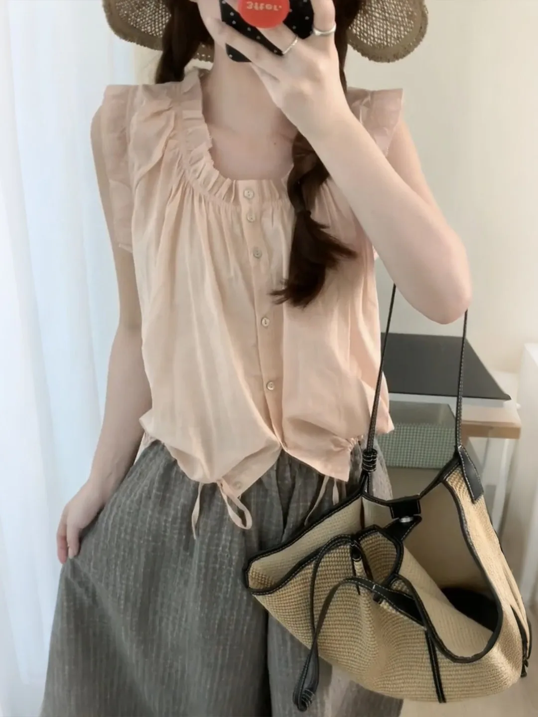 Summer Thin Loose Slimming No-Sleeve Shirt Vest Women's French Style Cotton Polyester Linen Blend Doll Shirt Top with Wood ...
Summer Thin Loose Slimming No-Sleeve Shirt Vest Women's French Style Cotton Polyester Linen Blend Doll Shirt Top with Wood ...