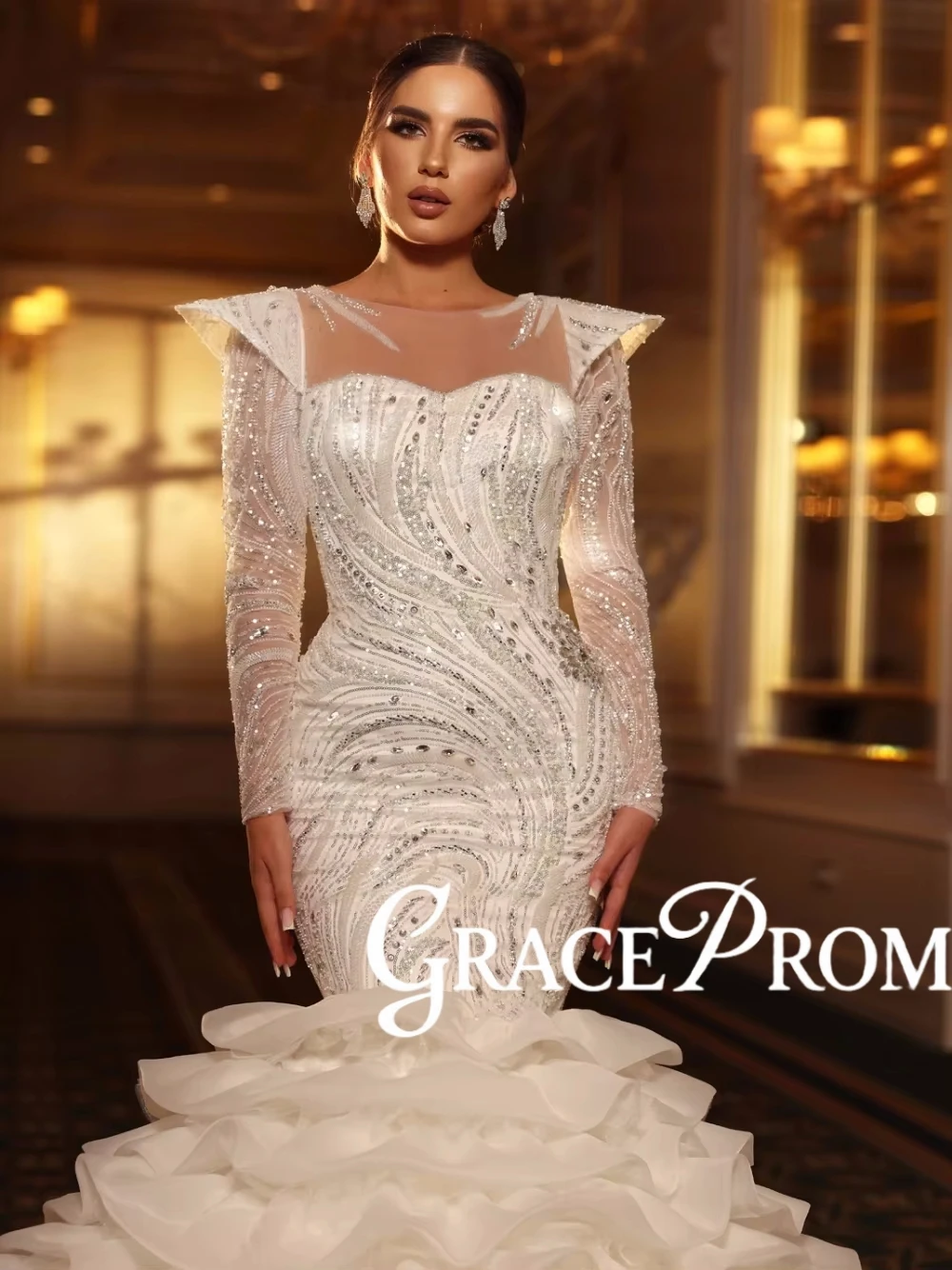 Statement Sheer Neck Ruffled Train African Wedding Dress Exquisite Beaded Sequined Dramatic Mermaid Elegant Fashion Bridal Gown
Statement Sheer Neck Ruffled Train African Wedding Dress Exquisite Beaded Sequined Dramatic Mermaid Elegant Fashion Bridal Gown