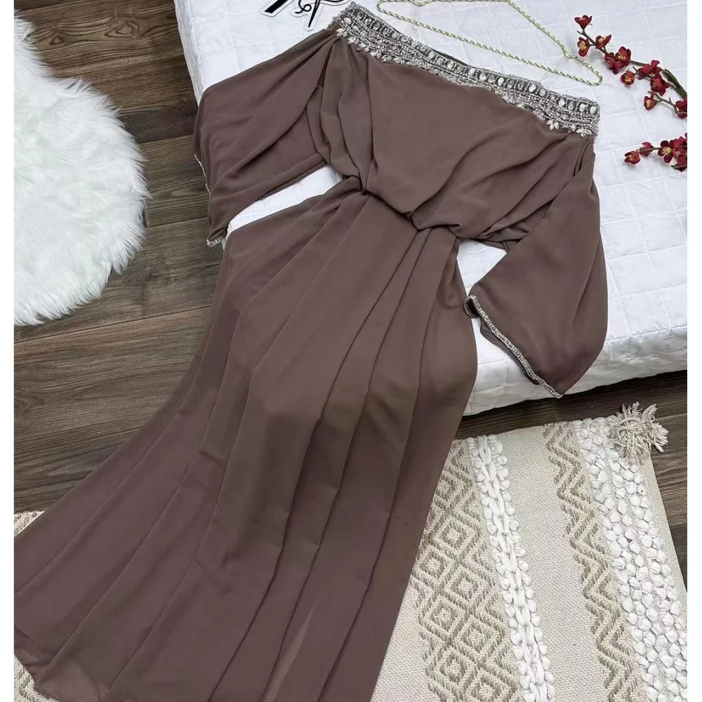 Muloong Off-the-shoulder Neckline Ankle-Length Women Elegant And Pretty Luxury Prom Dress
Muloong Off-the-shoulder Neckline Ankle-Length Women Elegant And Pretty Luxury Prom Dress