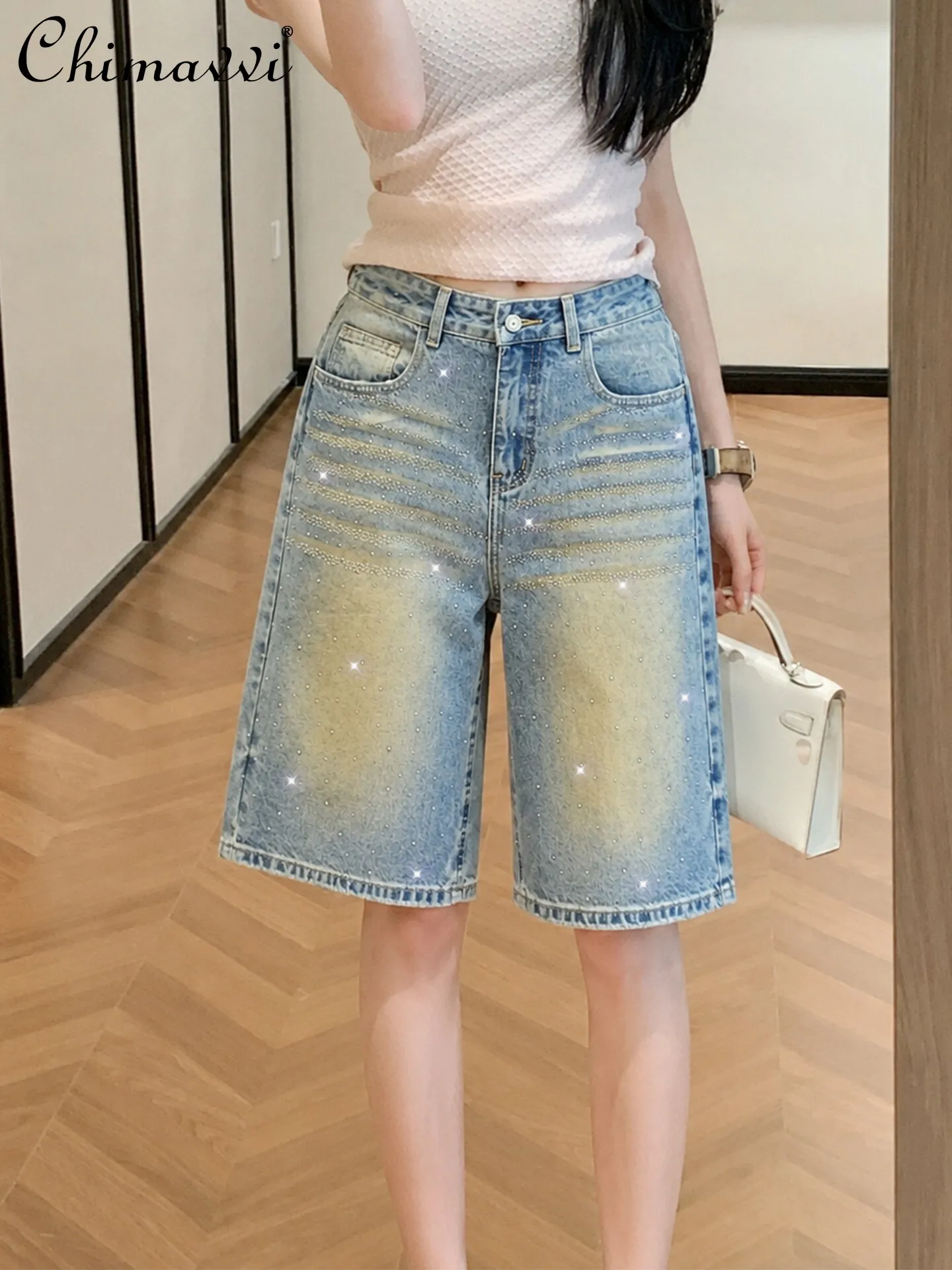 Heavy Hot Diamond Jeans Women's Half Length Pants 2026 Summer New Fashion High Waist Loose Slimming European Wide Leg Pants
Heavy Hot Diamond Jeans Women's Half Length Pants 2026 Summer New Fashion High Waist Loose Slimming European Wide Leg Pants