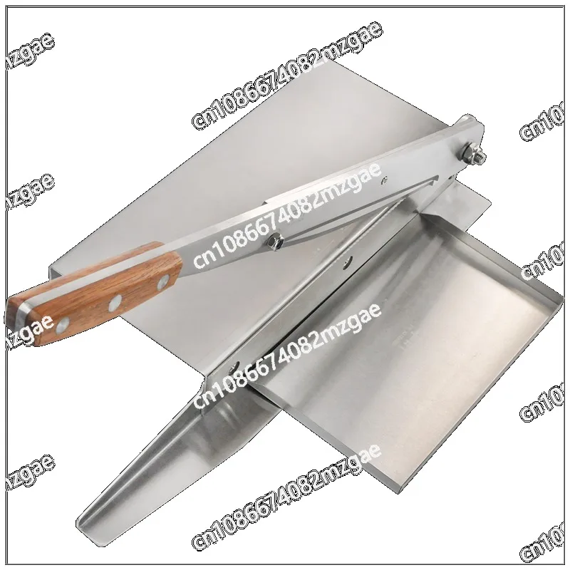 Cut pig trotters big bone, lamb chops beef ribs whole fan ribs chicken and duck bones, commercial bone cutting machine
Cut pig trotters big bone, lamb chops beef ribs whole fan ribs chicken and duck bones, commercial bone cutting machine