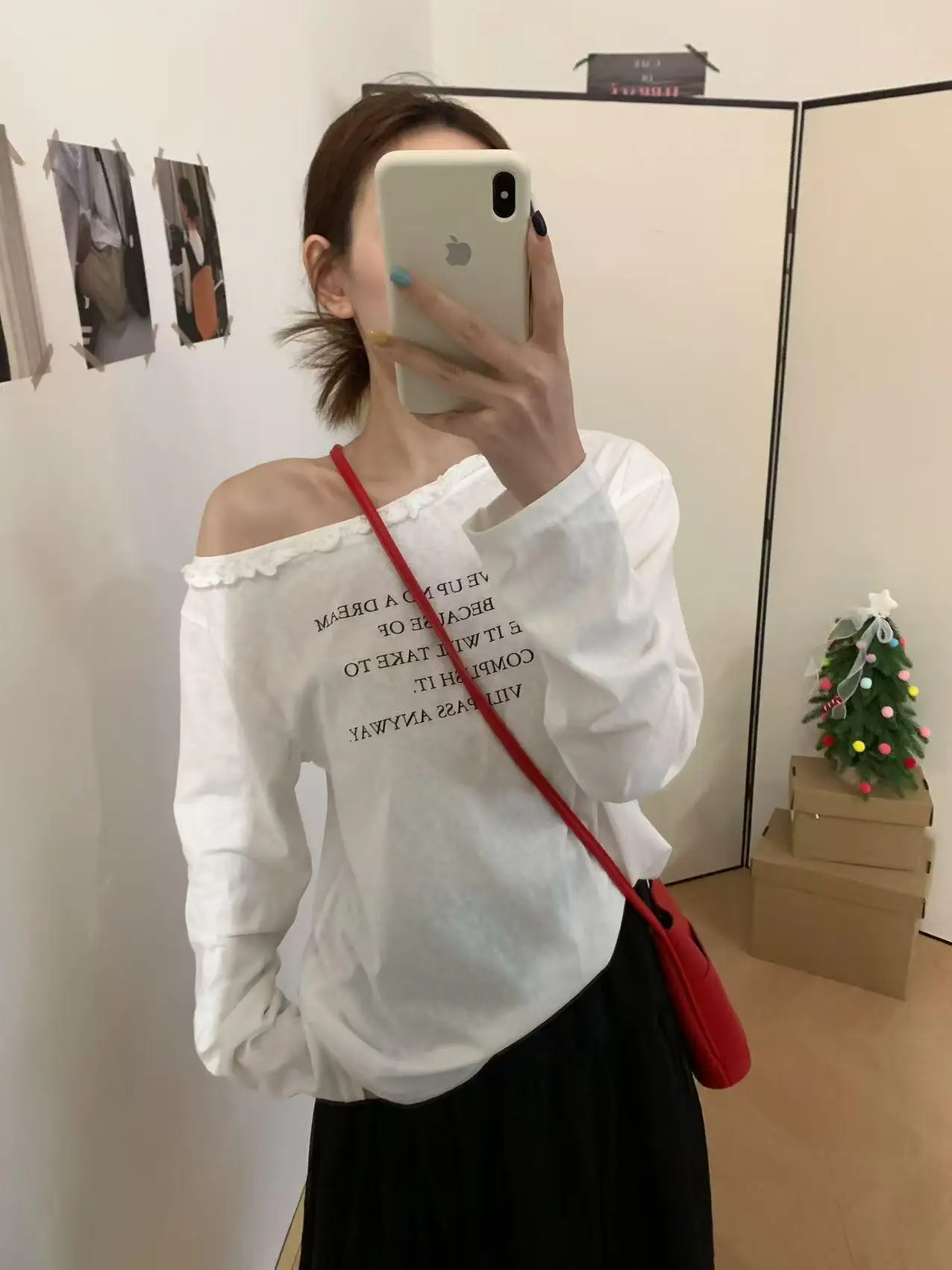 Casual Style Splice Design Lace Trim Shoulder Bared Long Sleeve T Shirt Women Summer Cotton Blend Loose Fit Casual Top
Casual Style Splice Design Lace Trim Shoulder Bared Long Sleeve T Shirt Women Summer Cotton Blend Loose Fit Casual Top
