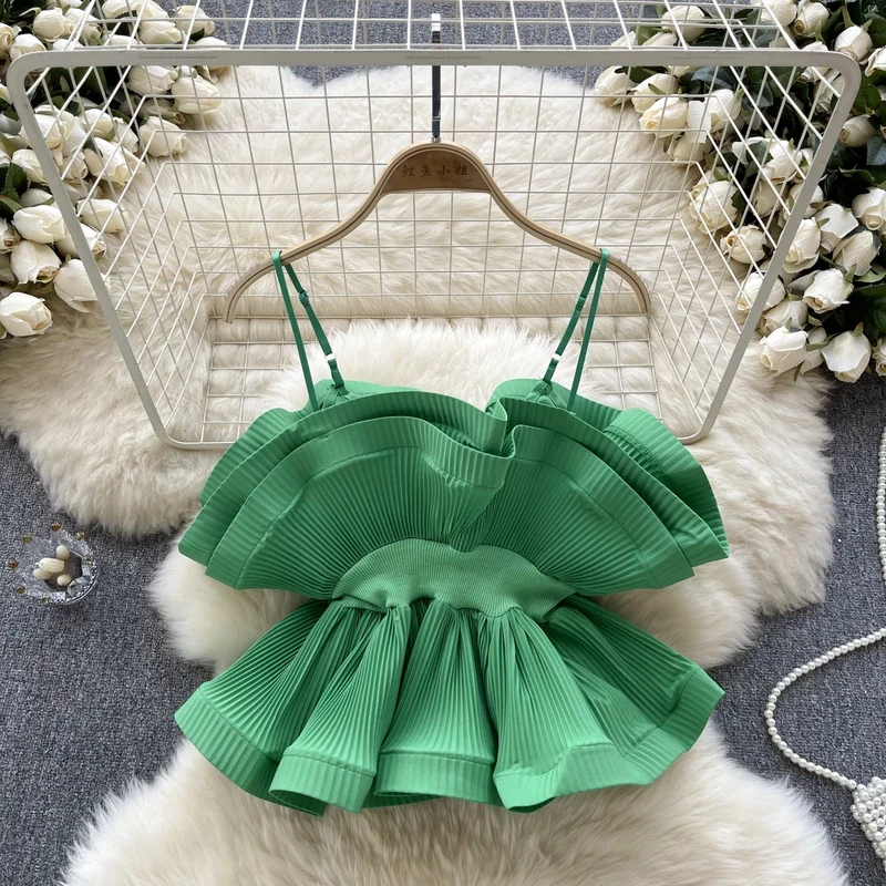 Women Chic Ruffle Pleated Sleeveless Camisole Slim Sexy Korean T-shirt Fashion Strapless Summer Women Crop Top
Women Chic Ruffle Pleated Sleeveless Camisole Slim Sexy Korean T-shirt Fashion Strapless Summer Women Crop Top