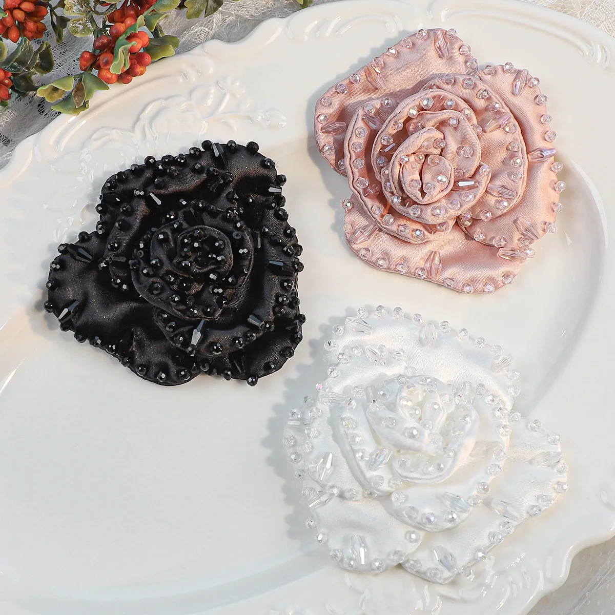 Handmade Fabric Flower Brooch Accessory Rose Bag Corsage Lapel Pins for Women Wedding Party Badge Jewelry Gifts
Handmade Fabric Flower Brooch Accessory Rose Bag Corsage Lapel Pins for Women Wedding Party Badge Jewelry Gifts