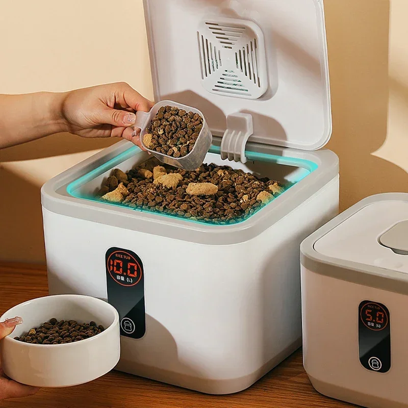 Pet Dog Food Storage Container Dry Cat Food Bucket Dog Food Box with Lid Insect Proof Moisture Proof Rice Box Grain Sealed Jar
Pet Dog Food Storage Container Dry Cat Food Bucket Dog Food Box with Lid Insect Proof Moisture Proof Rice Box Grain Sealed Jar