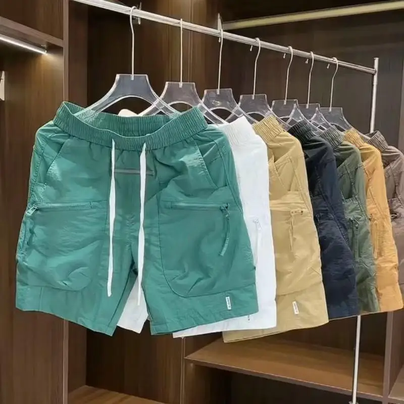 Unisex Straight Leg Cargo Five-Point Shorts Workwear Short Pants Neutral Style for Spring Season Other Material 100%
Unisex Straight Leg Cargo Five-Point Shorts Workwear Short Pants Neutral Style for Spring Season Other Material 100%