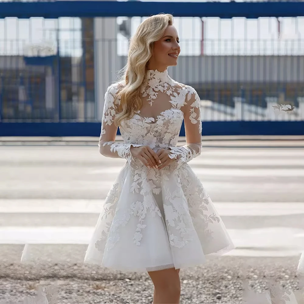 White Short Wedding Dresses High Neck Long Sleeve A Line Mini Bride Dress Appliques Button Tulle Civil Bridal Gown Customized
White Short Wedding Dresses High Neck Long Sleeve A Line Mini Bride Dress Appliques Button Tulle Civil Bridal Gown Customized