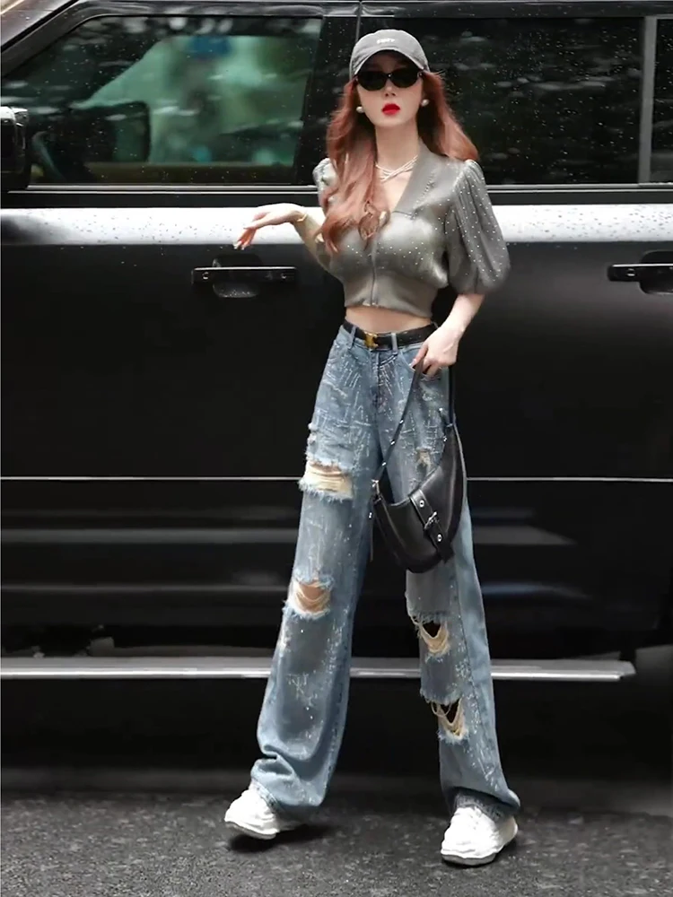 Hot Girl Design Heavy Drill Hole Denim Jeans Women's Summer New Straight Leg High Waist Micro Stretch Light Color
Hot Girl Design Heavy Drill Hole Denim Jeans Women's Summer New Straight Leg High Waist Micro Stretch Light Color