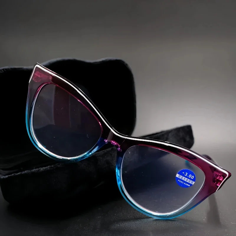 Ladies' Elegant and Personalized Anti Blue Light Photochromic Myopia Glasses Fashionable Cat Eye High-definition Myopia Glasses
Ladies' Elegant and Personalized Anti Blue Light Photochromic Myopia Glasses Fashionable Cat Eye High-definition Myopia Glasses