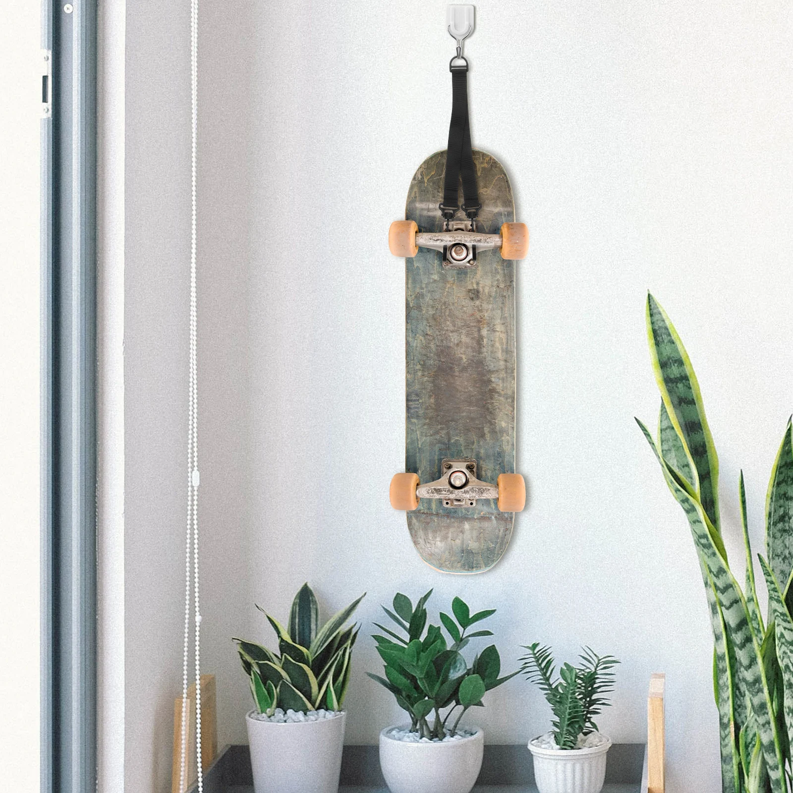 1pc Skateboard Suspension Mount Hanger Black No Drill Space Saving Durable Adjustable Fits Various Sizes Stand Display
1pc Skateboard Suspension Mount Hanger Black No Drill Space Saving Durable Adjustable Fits Various Sizes Stand Display