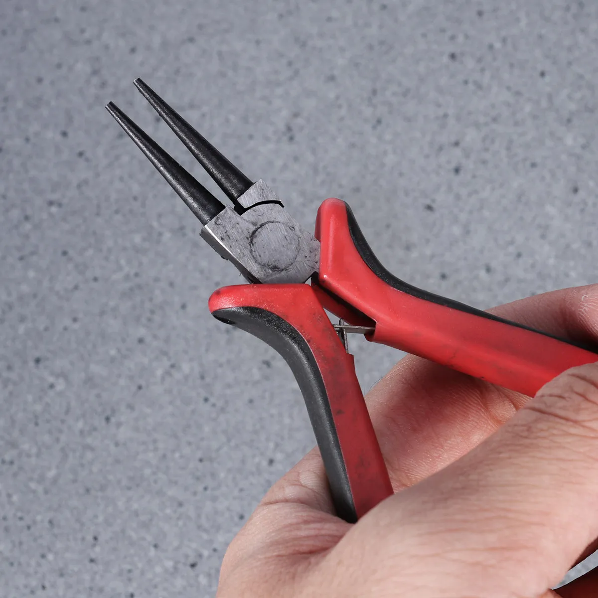 Jewelry Pliers Set Needle Nose Round Nose Side Cutter Professional Jewelry Making Tools for Beading Wire Crafting Repair
Jewelry Pliers Set Needle Nose Round Nose Side Cutter Professional Jewelry Making Tools for Beading Wire Crafting Repair