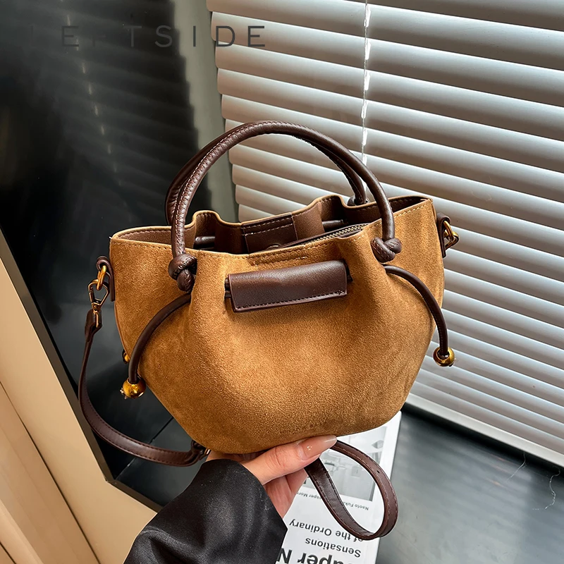 Левая сторона, женская мини-сумка из искусственной кожи, зима 202, мягкая сумка-ведро в стиле ретро, роскошные дизайнерские трендовые женские сумки через плечо
Левая сторона, женская мини-сумка из искусственной кожи, зима 202, мягкая сумка-ведро в стиле ретро, роскошные дизайнерские трендовые женские сумки через плечо