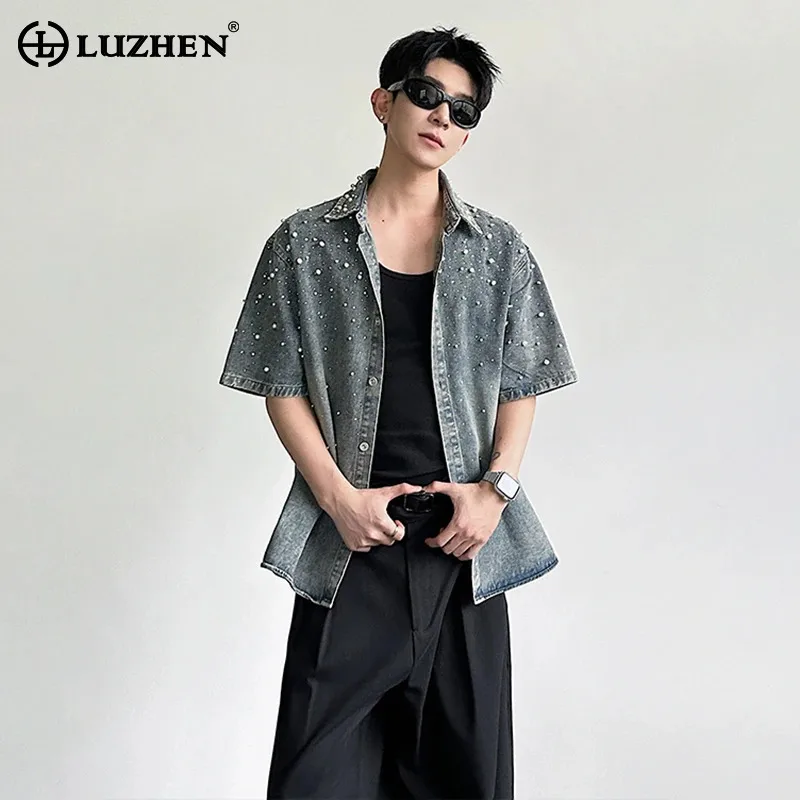 LUZHEN 2026 Summer New Original Gradient Washed Handsome Short Sleeve Denim Shirts Men Fashion Pearl Decorate Casual Tops JY6502
LUZHEN 2026 Summer New Original Gradient Washed Handsome Short Sleeve Denim Shirts Men Fashion Pearl Decorate Casual Tops JY6502