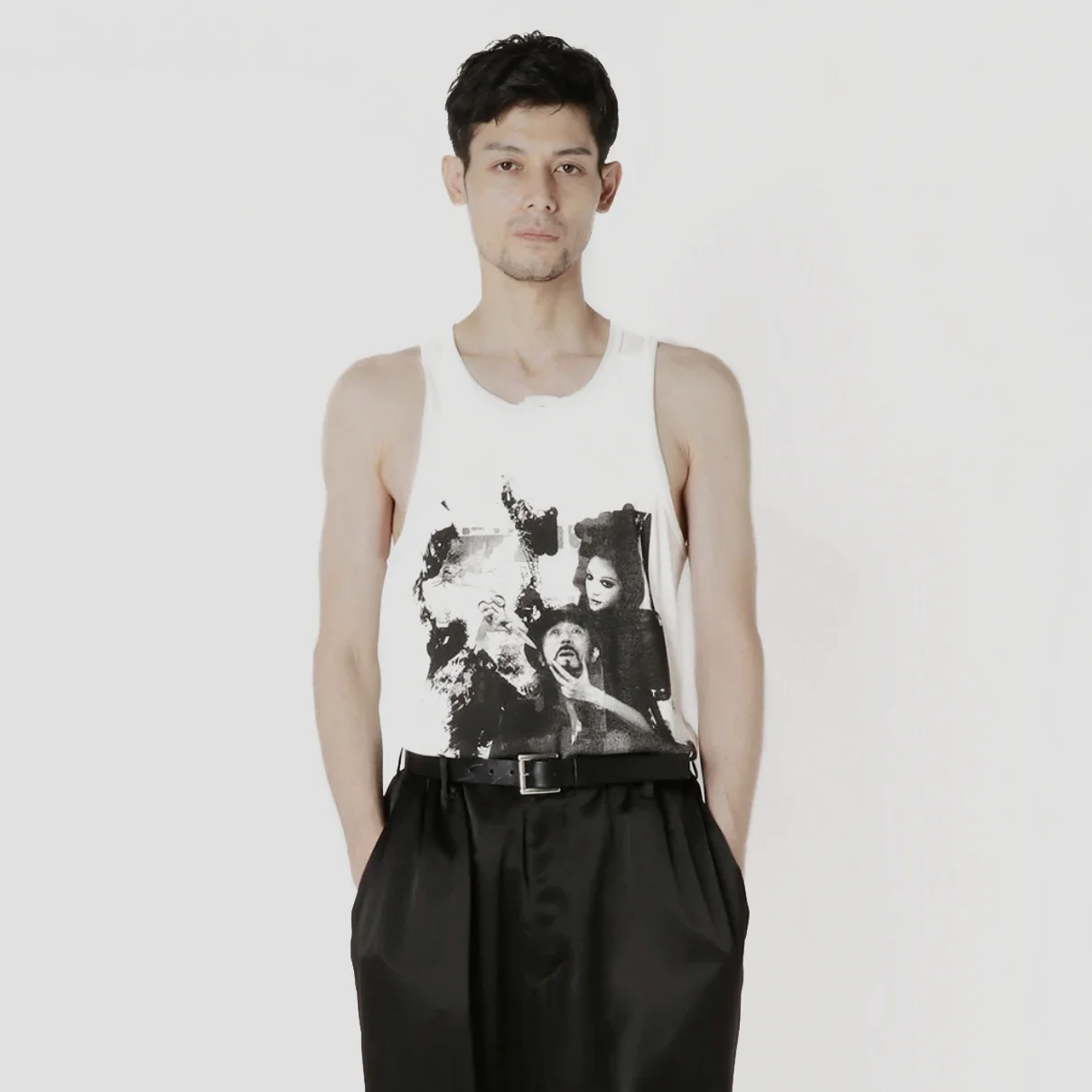 YOJI OOAK original design poster, pure cotton tank vest, white men's sweatshirt, women's Japanese niche
YOJI OOAK original design poster, pure cotton tank vest, white men's sweatshirt, women's Japanese niche