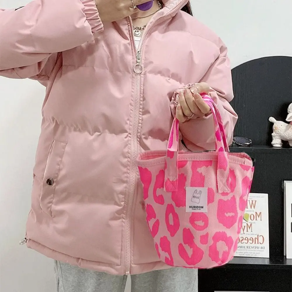 Canvas Leopard Print Bucket Handbag Fashion Top-handle Cow Large Capacity Mommy Bag Shopping DIY
Canvas Leopard Print Bucket Handbag Fashion Top-handle Cow Large Capacity Mommy Bag Shopping DIY