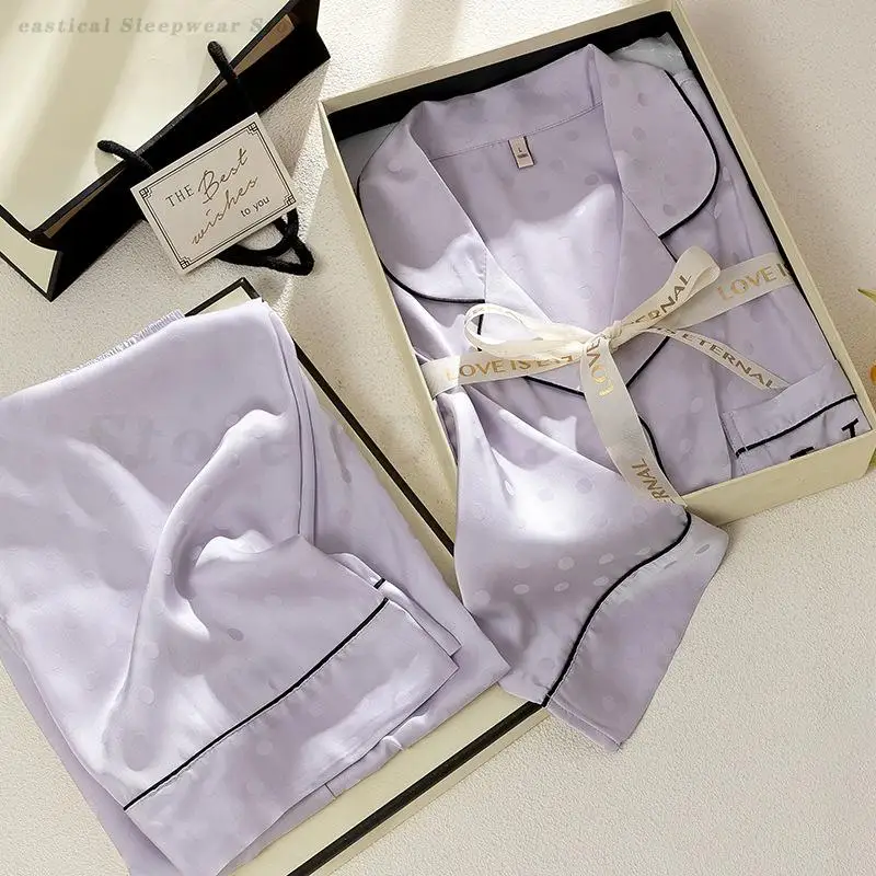Long Sleeved Ice Silk Pajamas Set Women's Sexy Home Clothes Pijamas Suit Spring Summer Fashion Sleepwear Shirt&Trouser Lingerie
Long Sleeved Ice Silk Pajamas Set Women's Sexy Home Clothes Pijamas Suit Spring Summer Fashion Sleepwear Shirt&Trouser Lingerie
