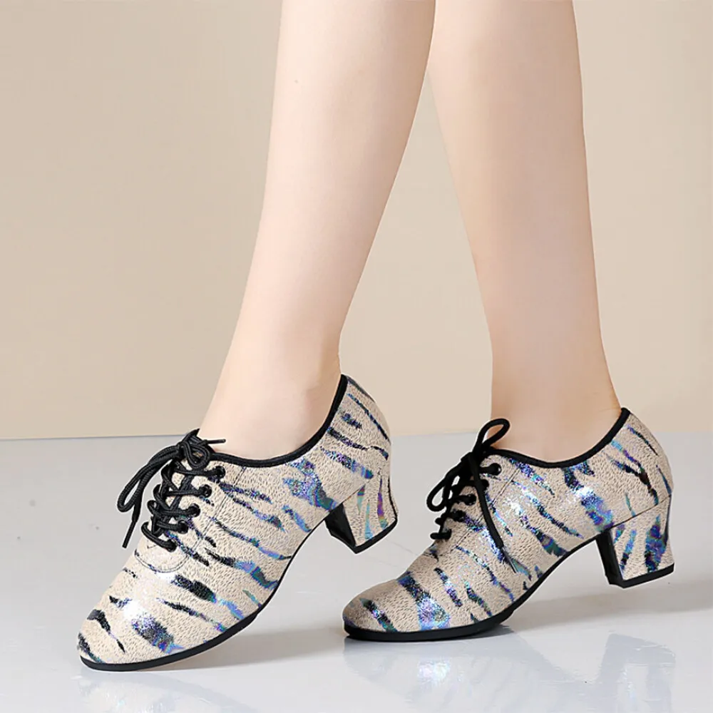 Women's Sneaker Latin Dance Shoes For Women Beige Leopard With Soft Soles Medium Heels Square High Heels
Women's Sneaker Latin Dance Shoes For Women Beige Leopard With Soft Soles Medium Heels Square High Heels