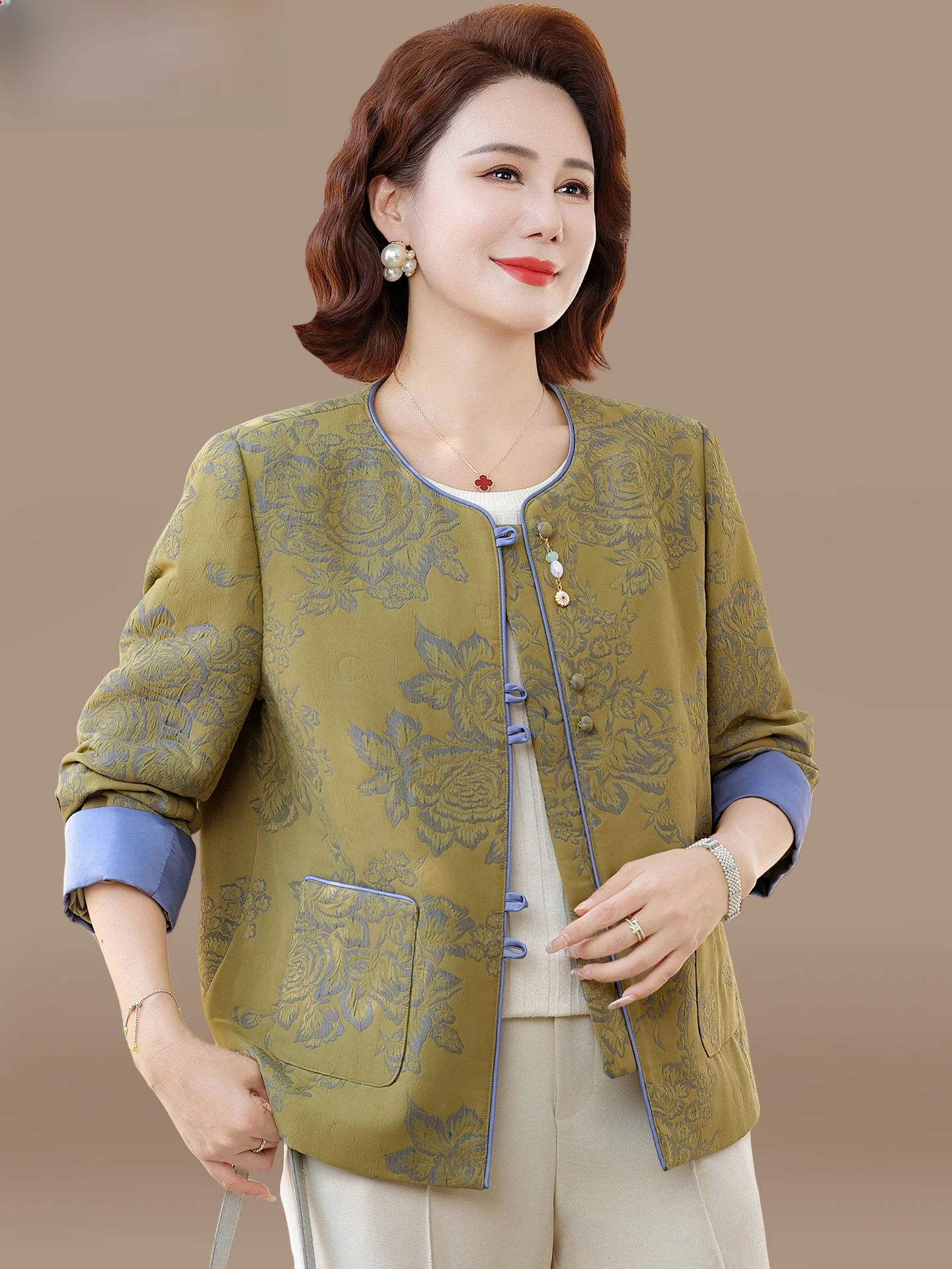 New Chinese Sle Autumn Outerwear Ele Mommy Coat Middle Aged And ly Women Spring Autumn Brand National Sle Top
New Chinese Sle Autumn Outerwear Ele Mommy Coat Middle Aged And ly Women Spring Autumn Brand National Sle Top