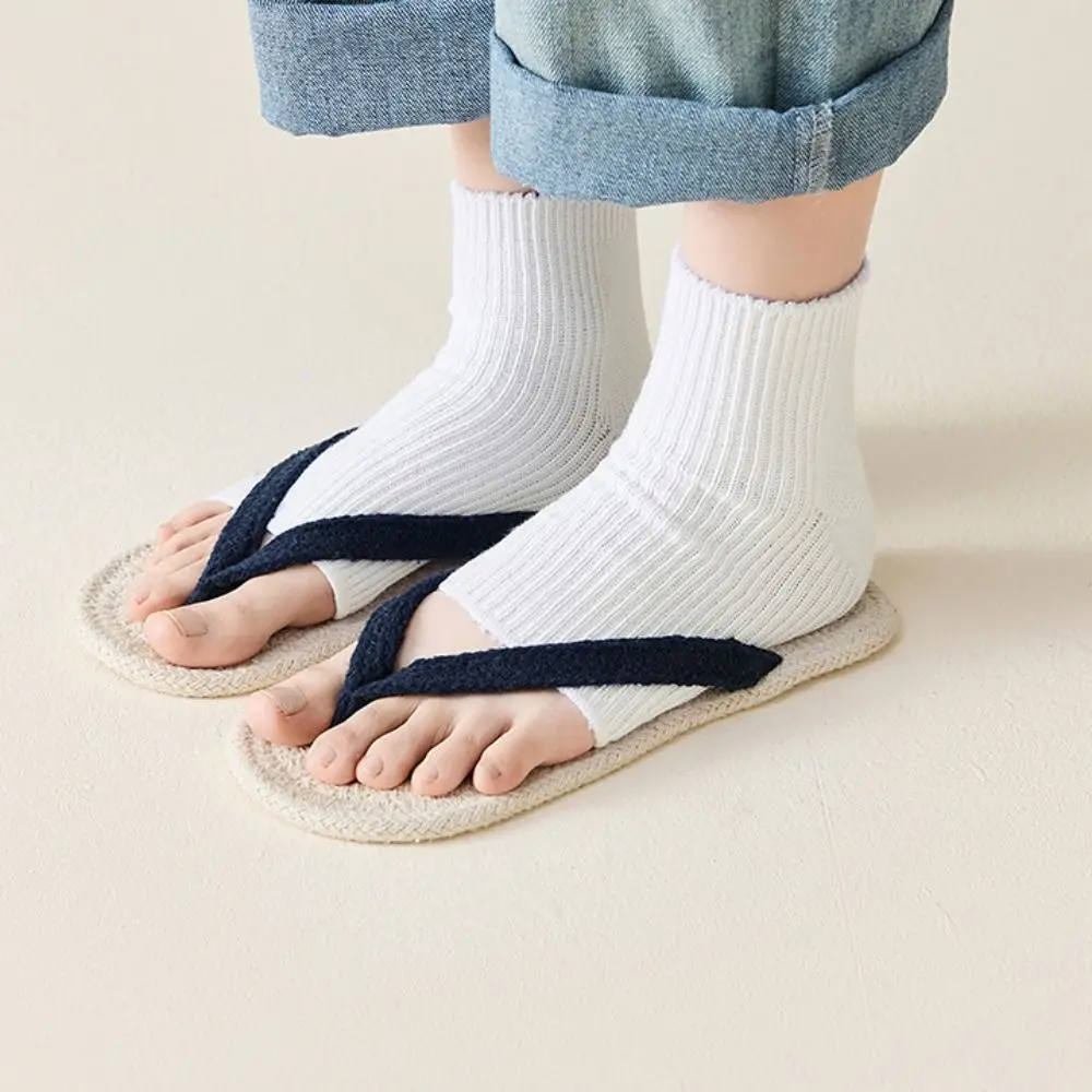 3Pairs Soft Knitted Bare Toe Socks Simple Solid Color Short Tube Socks Anti-slip Hosiery Mid-calf Socks Women Streetwear
3Pairs Soft Knitted Bare Toe Socks Simple Solid Color Short Tube Socks Anti-slip Hosiery Mid-calf Socks Women Streetwear