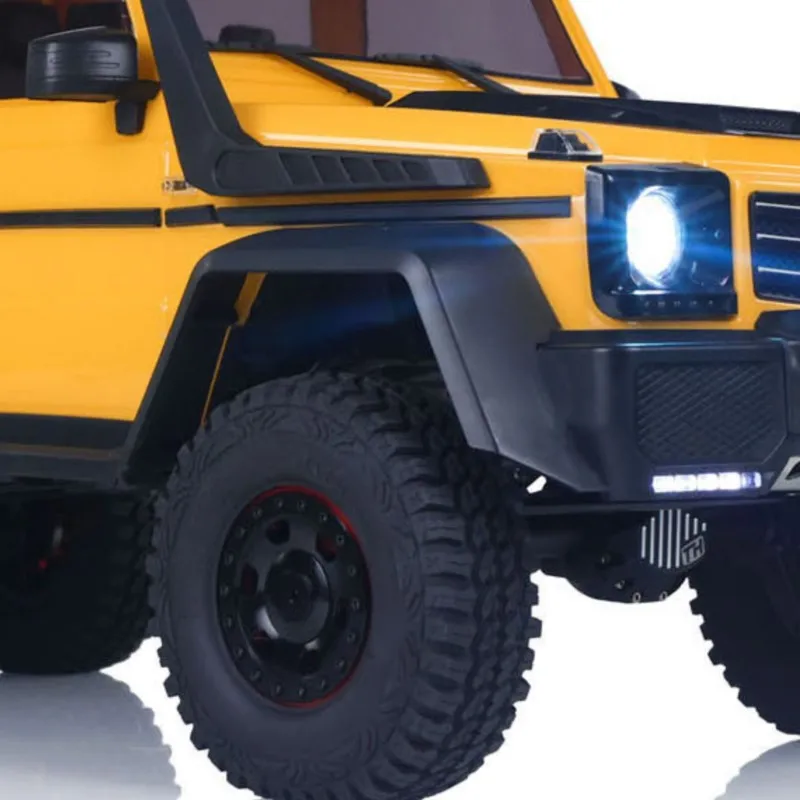 TRACTION HOBBY KM6 6WD 1/8 Radio Controlled RC Crawler 2Speeed Axel Locks Model Cars 775 Brushed Motor Off Road Electric Vehicle
TRACTION HOBBY KM6 6WD 1/8 Radio Controlled RC Crawler 2Speeed Axel Locks Model Cars 775 Brushed Motor Off Road Electric Vehicle