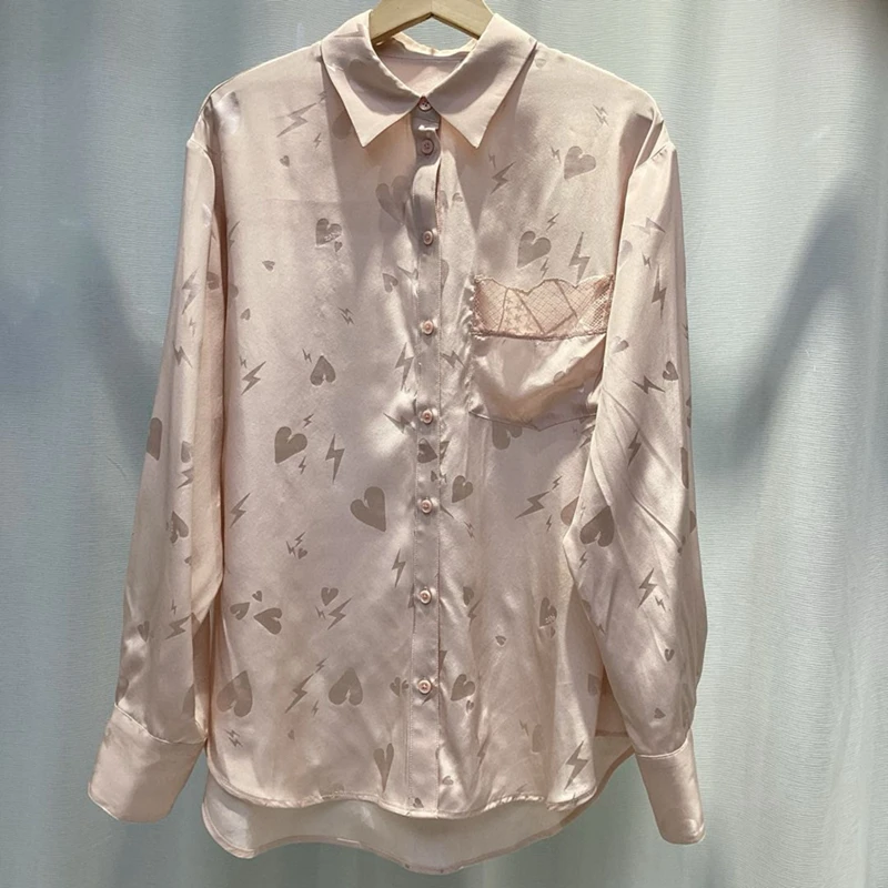 Shirt Women's Spring/Summer 2025 New Product French Elegant Loose Versatile Love Lightning Jacquard Silk Top
Shirt Women's Spring/Summer 2025 New Product French Elegant Loose Versatile Love Lightning Jacquard Silk Top