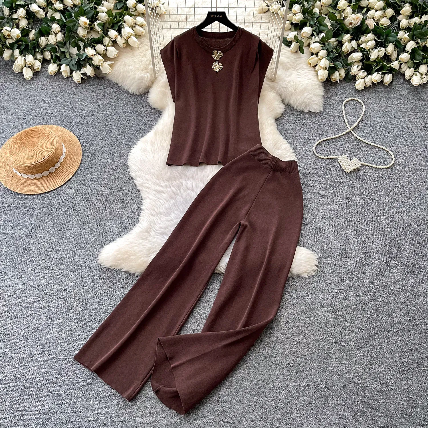 Pant Set Women Two Piece Sets Round Neck Short Sleeve Tops Knit Wide Leg Long Pants Elastic Waist Y2k Streetwear Elegant 2026
Pant Set Women Two Piece Sets Round Neck Short Sleeve Tops Knit Wide Leg Long Pants Elastic Waist Y2k Streetwear Elegant 2026