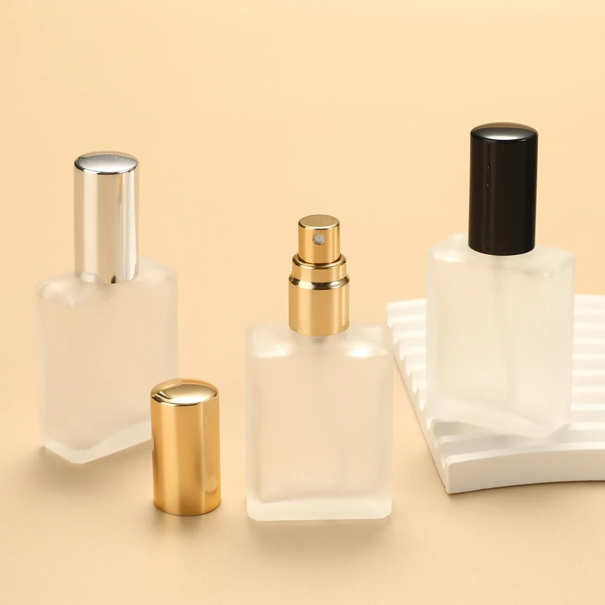 Frosted Glass Spray Bottle Empty Refillable Perfume Atomizer Container With Lid For Travel Or Gift, 15ml
Frosted Glass Spray Bottle Empty Refillable Perfume Atomizer Container With Lid For Travel Or Gift, 15ml