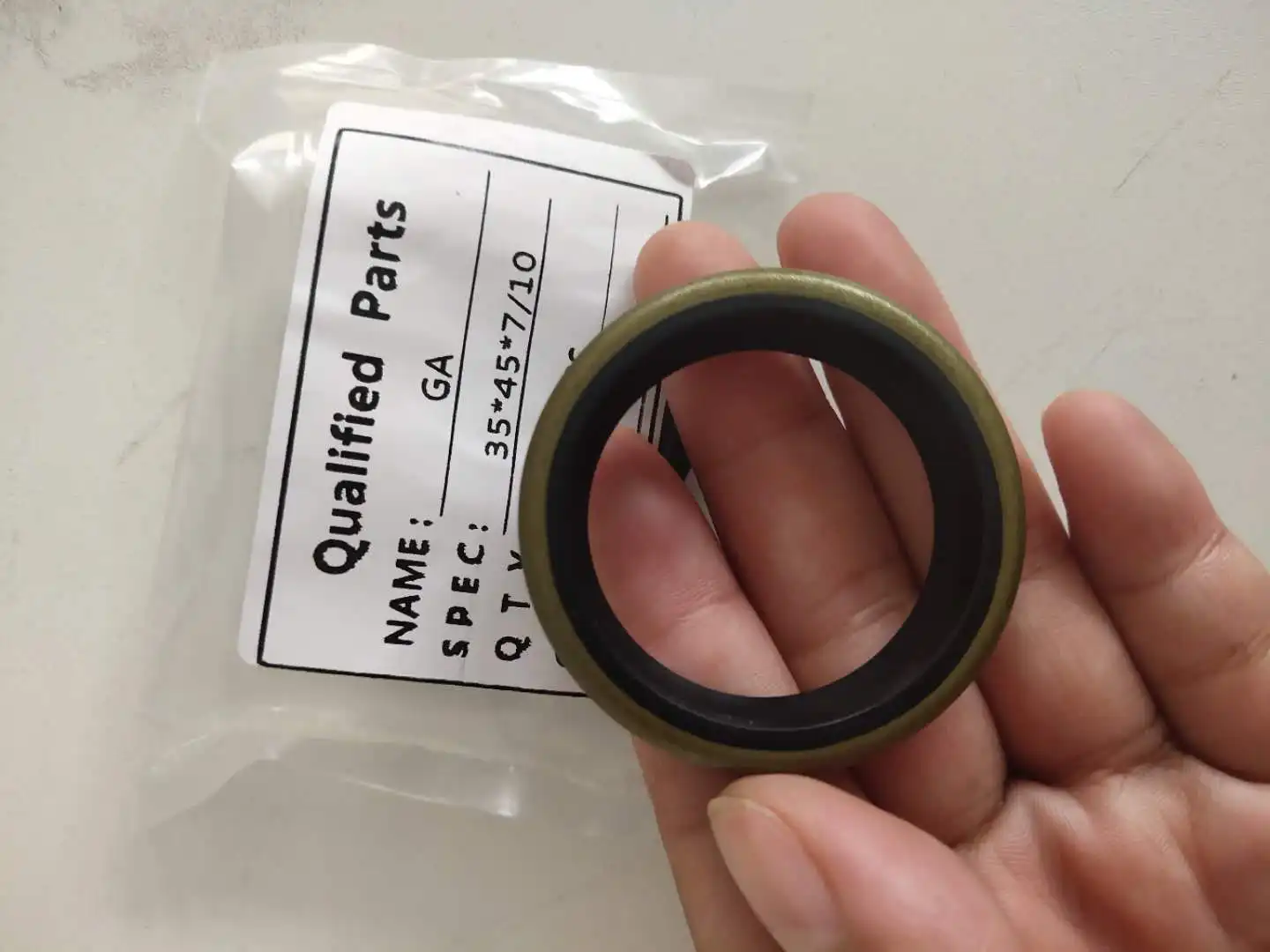 42~90*52~100*7/10mm GA outer skeleton dust ring high quality export grade waterproof for engineering machinery cylinder
42~90*52~100*7/10mm GA outer skeleton dust ring high quality export grade waterproof for engineering machinery cylinder