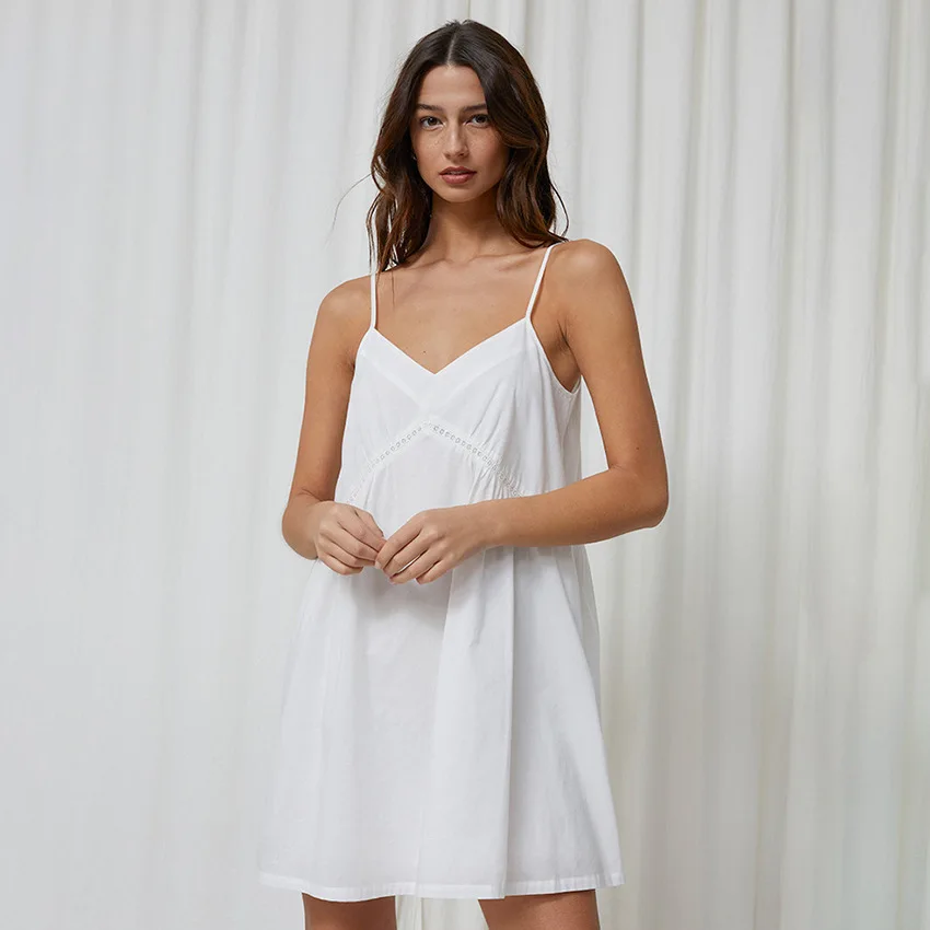 100% Cotton Summer New White Color V Neck Simple Comfortable Suspender Nightdress Ladies' Nightdress Short Length Home Clothes
100% Cotton Summer New White Color V Neck Simple Comfortable Suspender Nightdress Ladies' Nightdress Short Length Home Clothes
