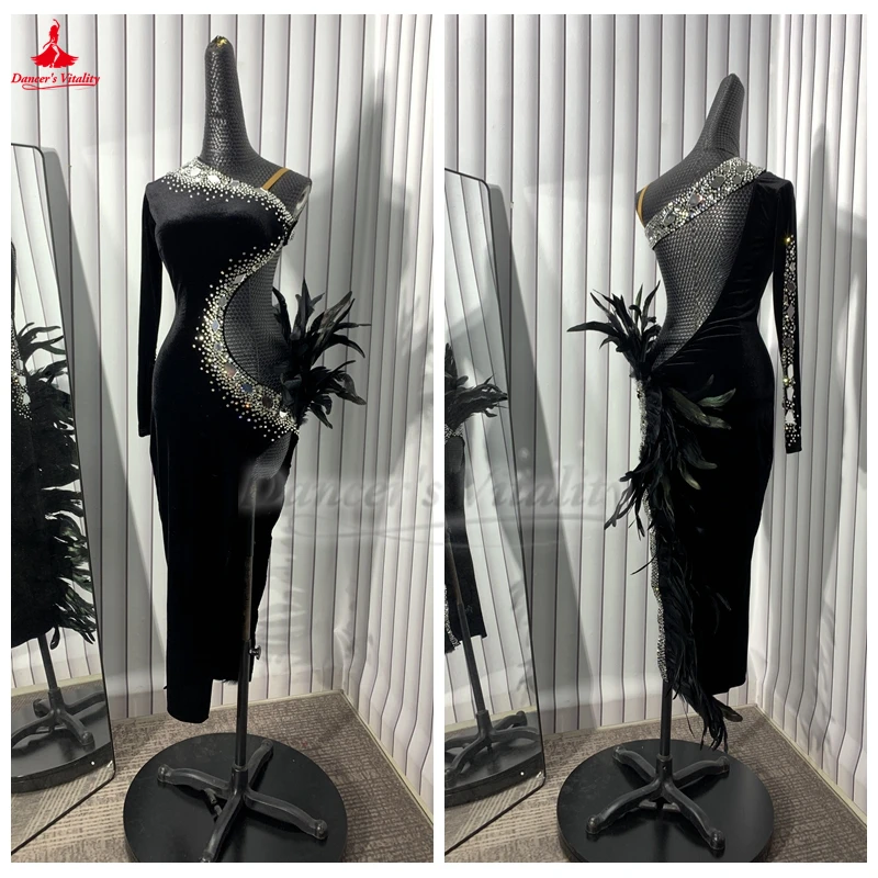 Платья для латинских танцев с рукавами на одно плечо для взрослых и детей и подростков, одежда для соревнований, чача, самба, румба, Jive, индивидуальная одежда
Платья для латинских танцев с рукавами на одно плечо для взрослых и детей и подростков, одежда для соревнований, чача, самба, румба, Jive, индивидуальная одежда