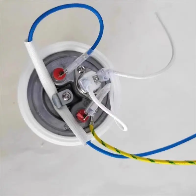 Нагревательный элемент для паровых отпаривателей для одежды Sanyo, модели A-JH1502 JH1510
Нагревательный элемент для паровых отпаривателей для одежды Sanyo, модели A-JH1502 JH1510