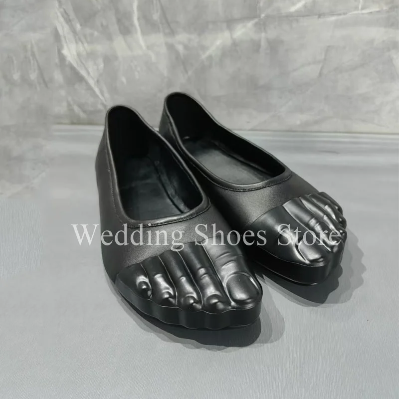 Five Toe Design Black Women's Fashion Shoes Leather Shallow Mouth Low-heeled Ballet Single Shoes Women Street Style Shoes
Five Toe Design Black Women's Fashion Shoes Leather Shallow Mouth Low-heeled Ballet Single Shoes Women Street Style Shoes