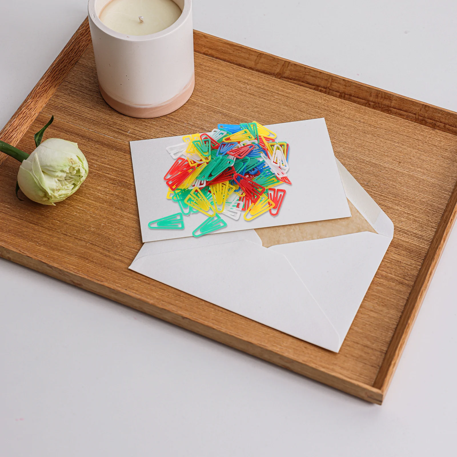 100pcs Triangle Paper Clips Colored Small File Clips For Office School Document Organization Practical Stationery Supplies
100pcs Triangle Paper Clips Colored Small File Clips For Office School Document Organization Practical Stationery Supplies