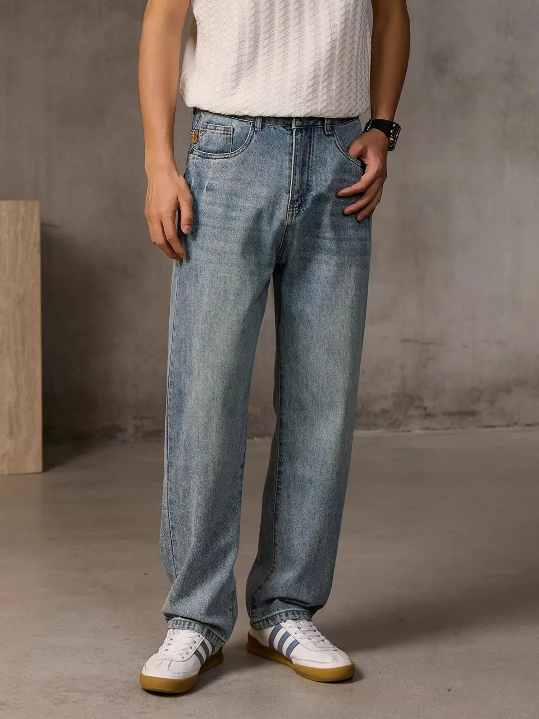 Loose Straight Leg Men's Jeans High Street Style Vintage Washed Casual Pants Versatile Wide Leg Commute Friendly Durable
Loose Straight Leg Men's Jeans High Street Style Vintage Washed Casual Pants Versatile Wide Leg Commute Friendly Durable