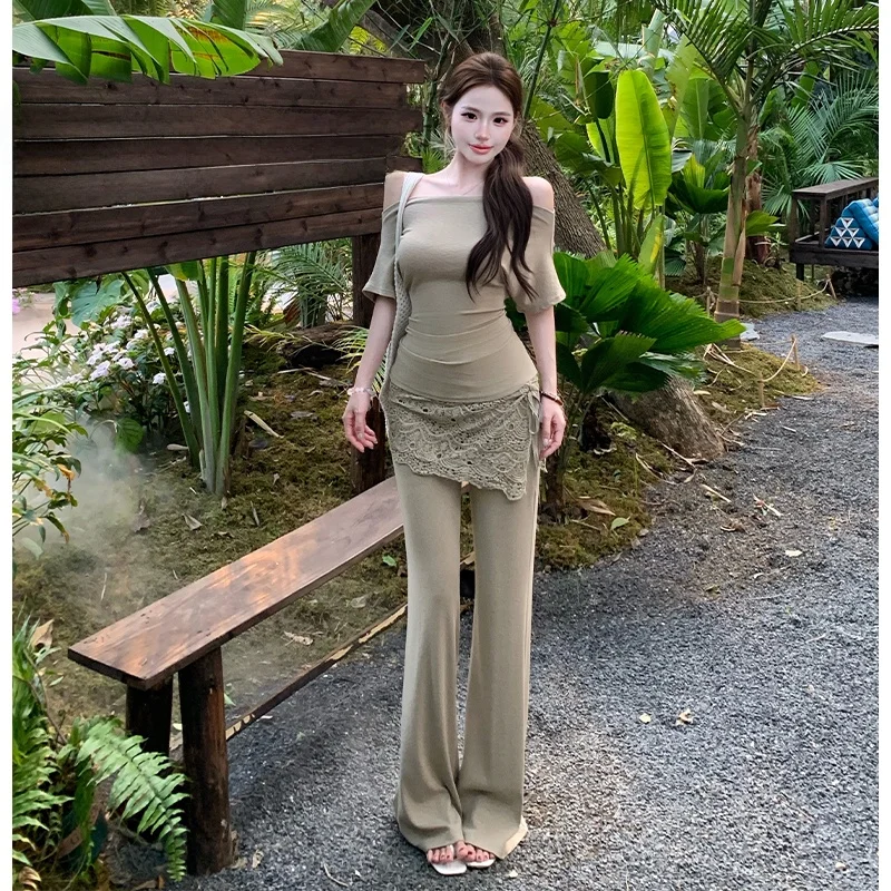 Pure Desire Design One Shoulder T-Shirt High Waist Slimming Flared Casual Pants with Butt Curtain Three Piece Set Summer
Pure Desire Design One Shoulder T-Shirt High Waist Slimming Flared Casual Pants with Butt Curtain Three Piece Set Summer